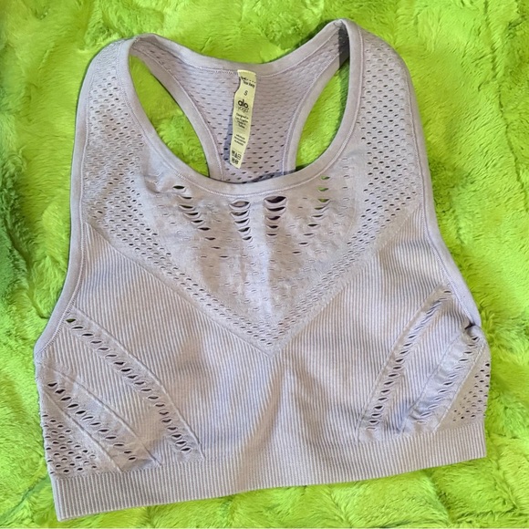 ALO Yoga Other - Alo lilac/lavender yoga bra